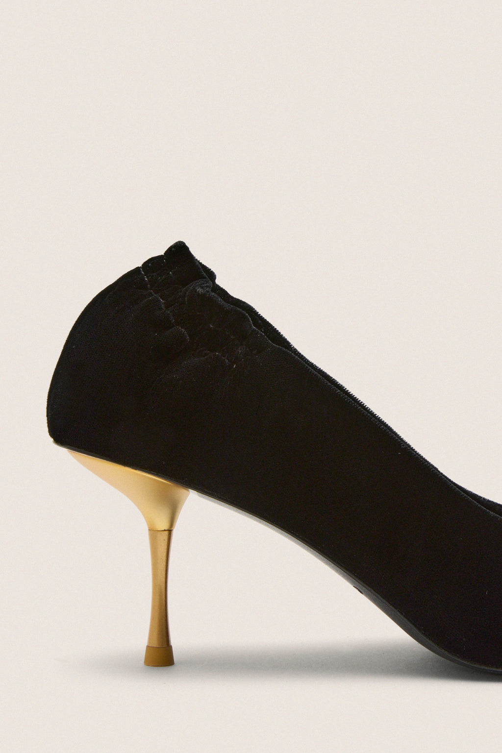 Black Valentina Pump