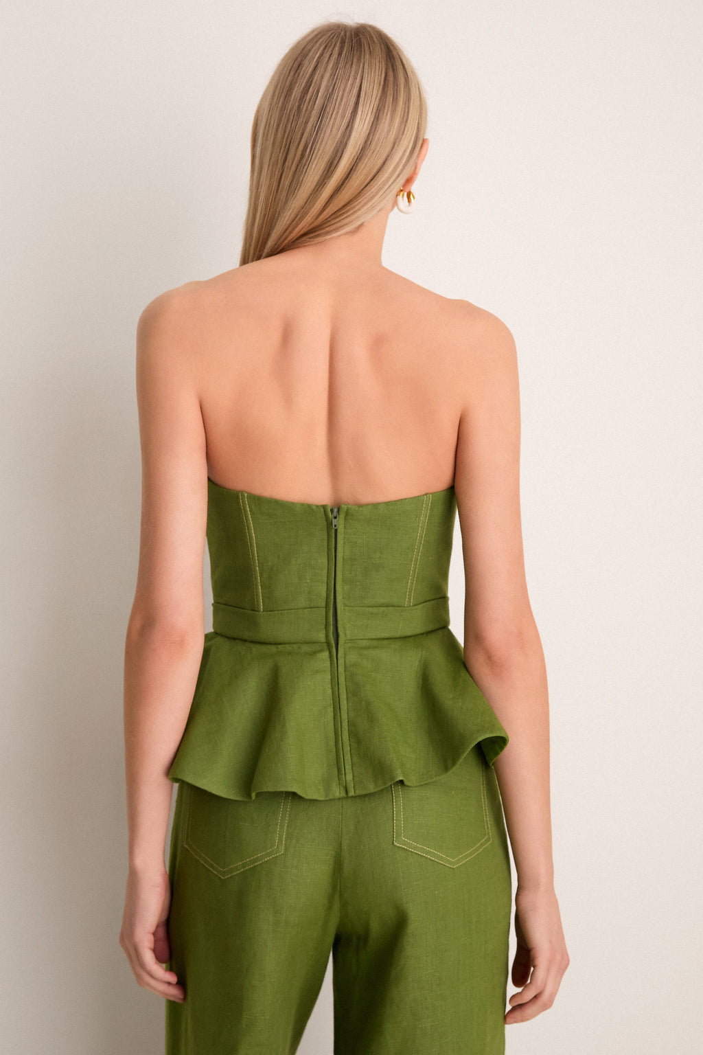 Olive Green Oliva Profundo Top