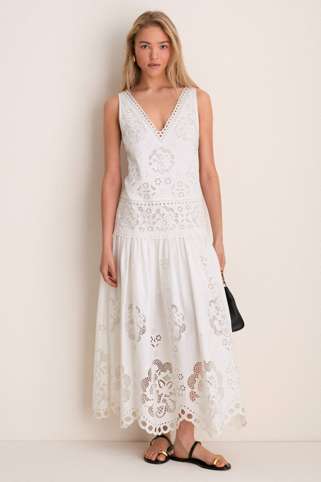 White Gardener Embroidery Maxi Dress
