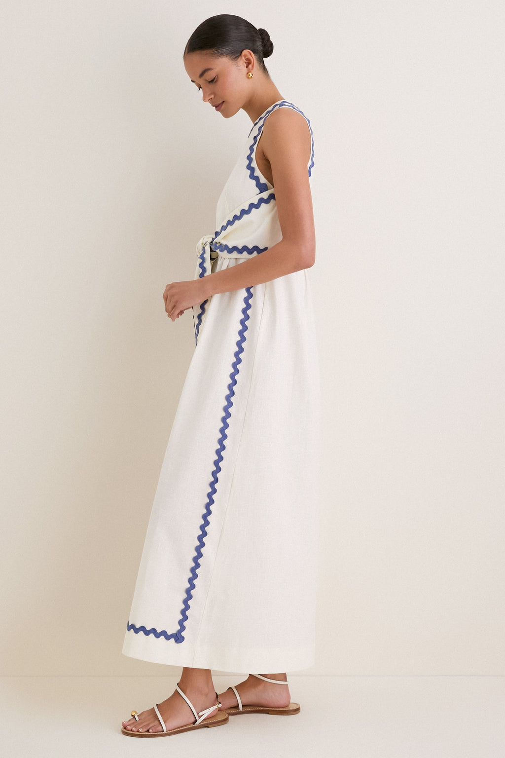 White Ric Rac Tie Brocks Dress