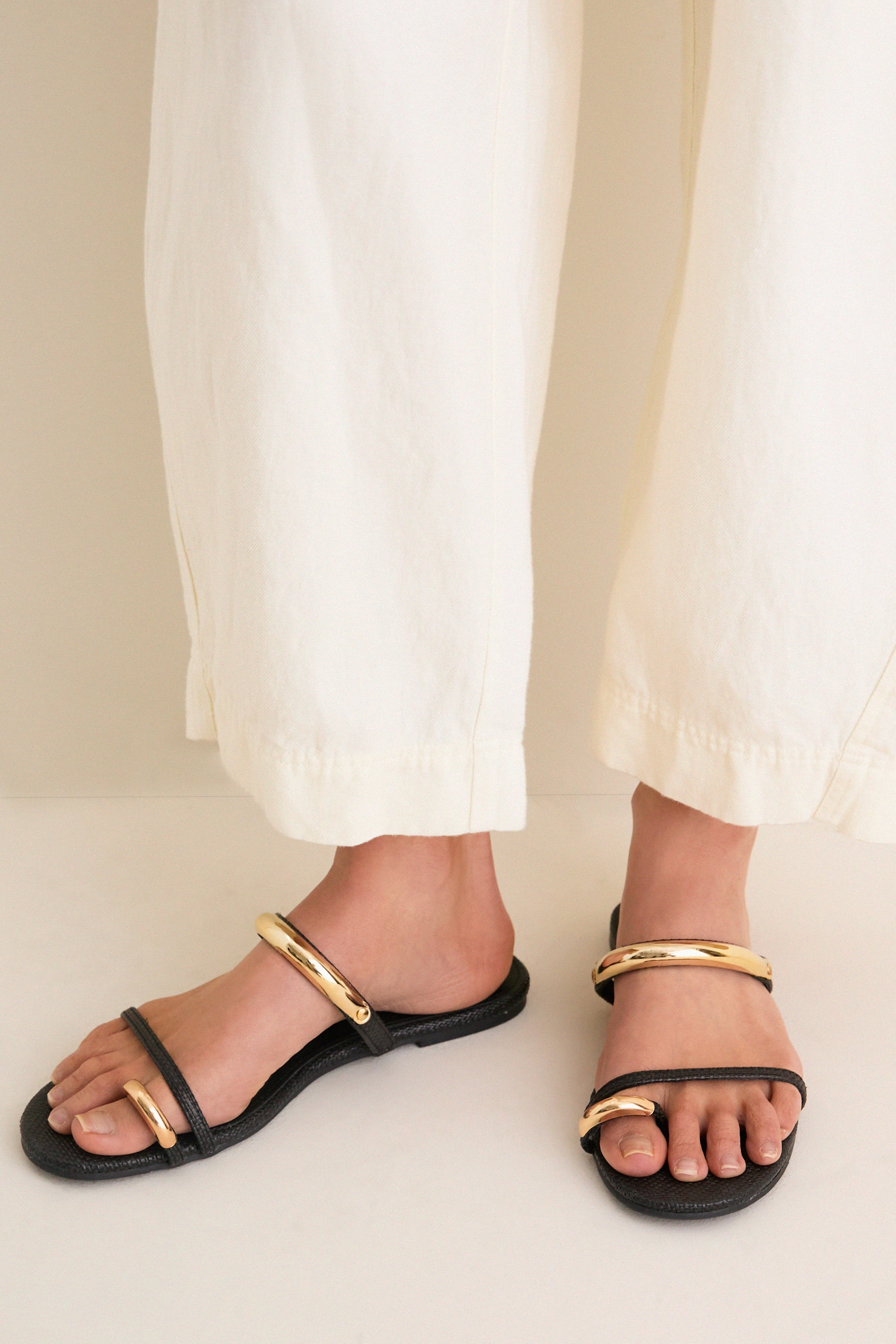 Black Vacay Sandals