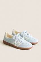 Light Sky Cloud D26 Sneakers