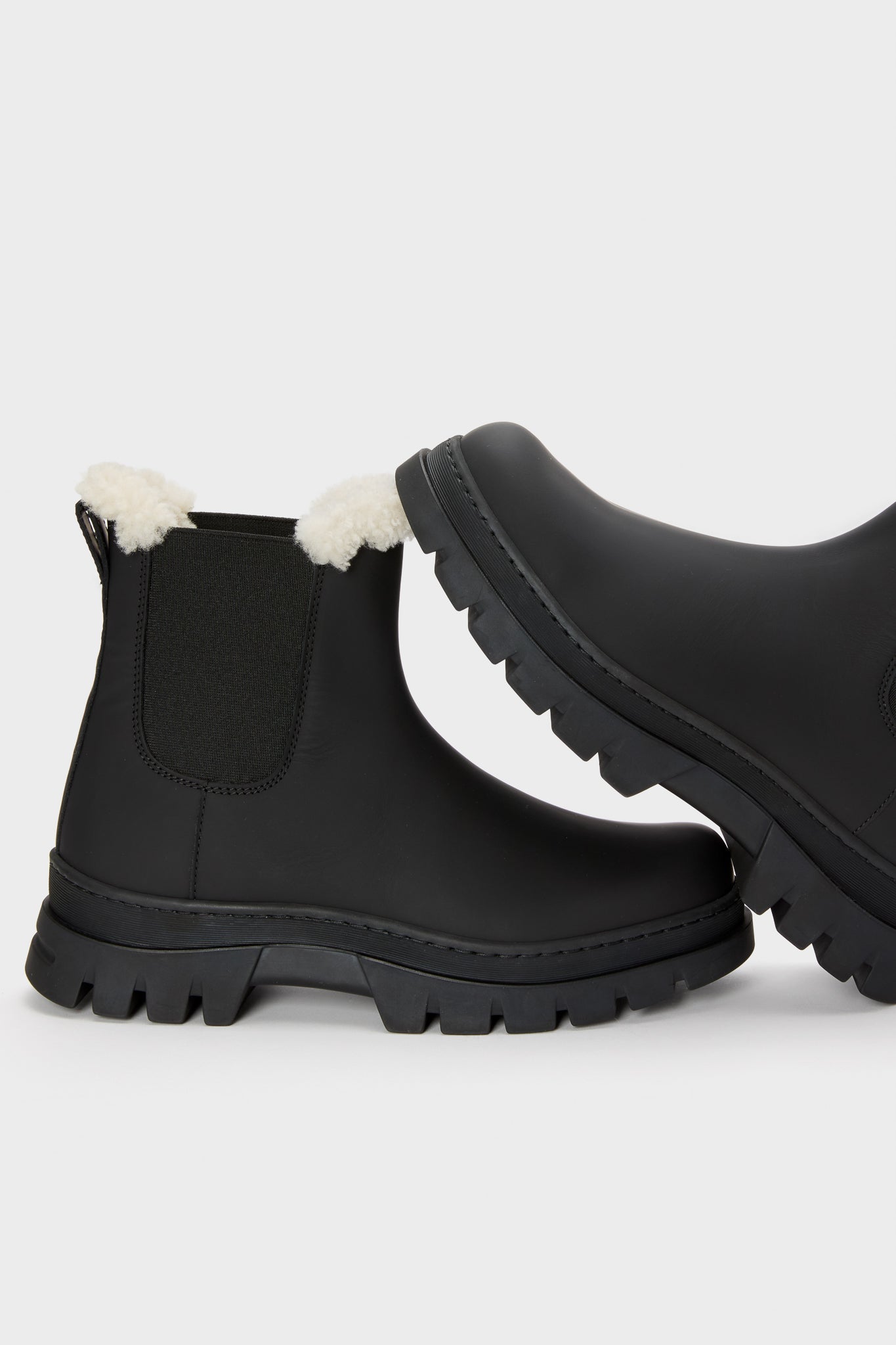 Black Leather Highland Boot