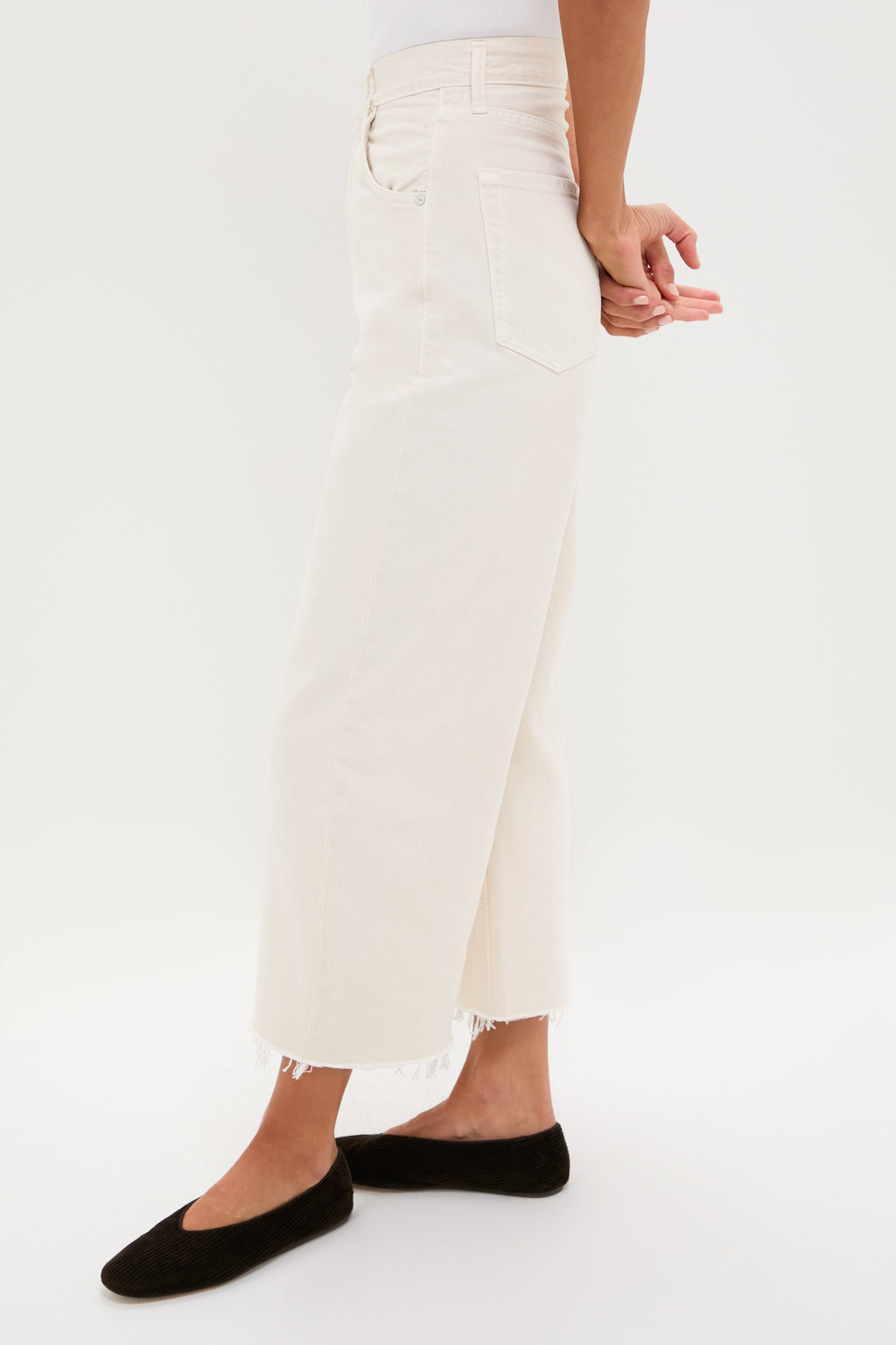 Almondette Ayla Raw Hem Crop